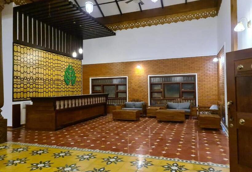 River Mist Resort