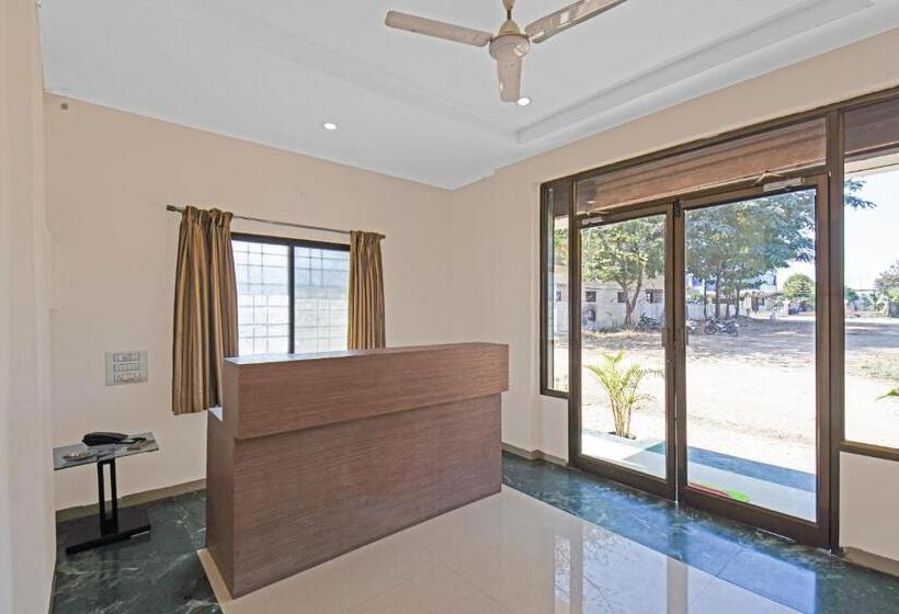 Spot On Hotel Om Residency