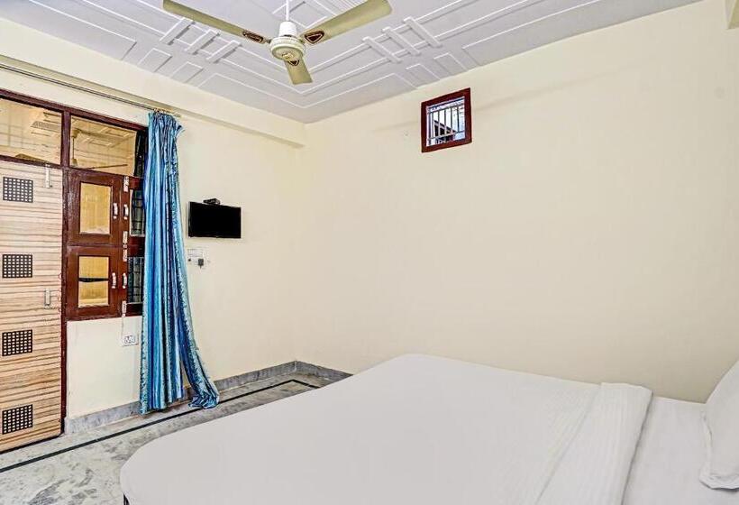 Spot On Hotel Royal Green