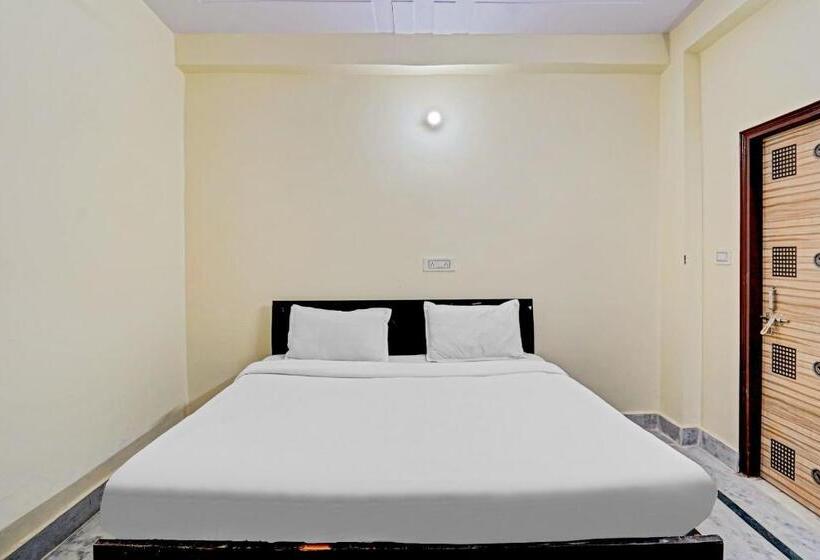 Spot On Hotel Royal Green