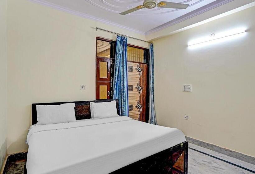 Spot On Hotel Royal Green