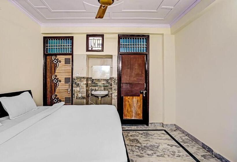 Spot On Hotel Royal Green