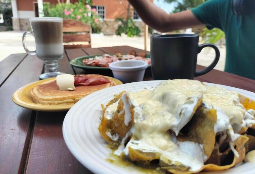 Villa Gabriela Celestún  Hotel & Restaurant