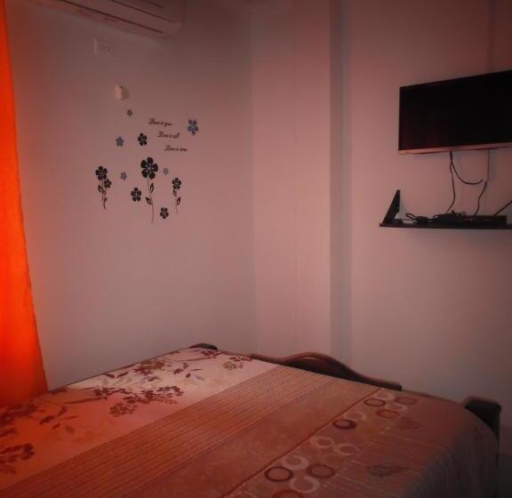 הוסטל Alojamientos Turísticos Shalain