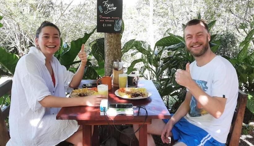 فندق صغير Alouatta Playa Coyote