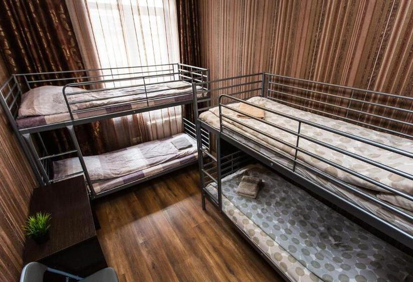 هاستل Baker S Street