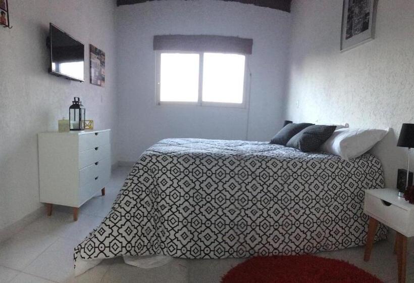 Общежитие Casa De Mar