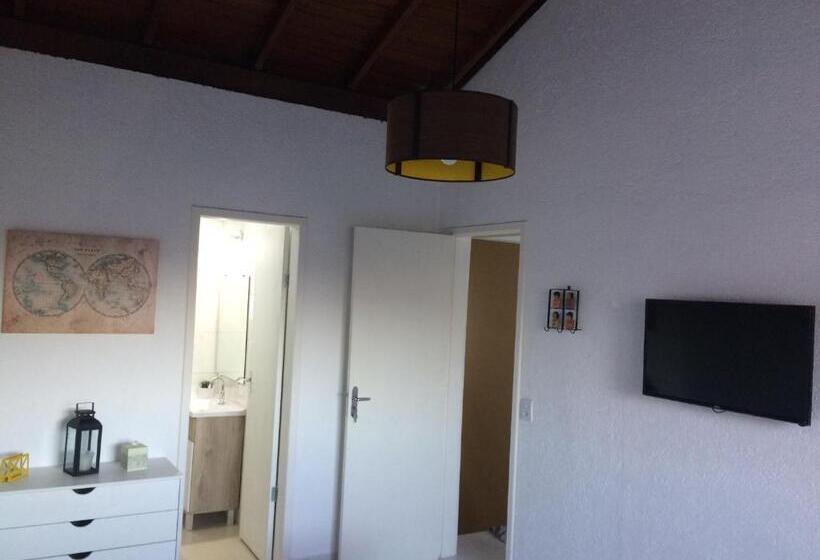 Общежитие Casa De Mar