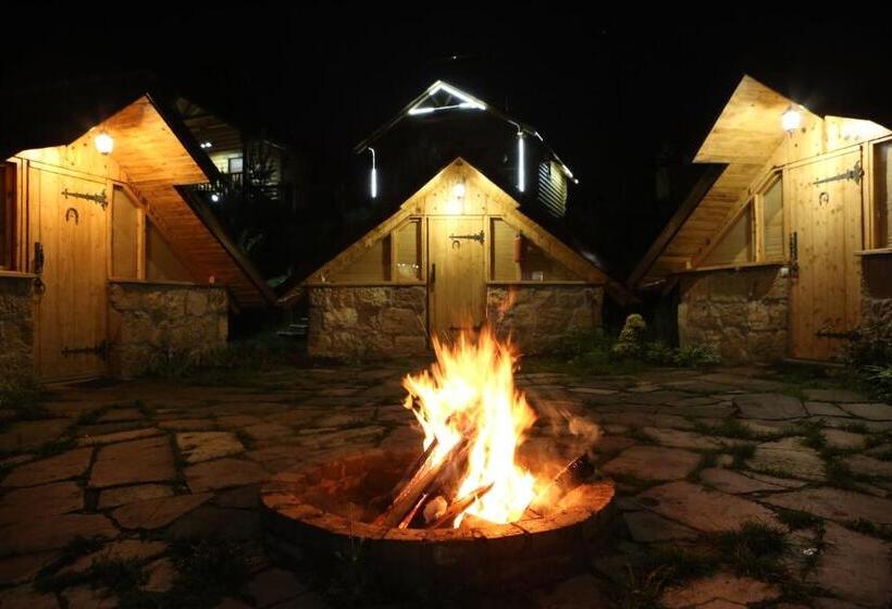 فندق صغير Grig House Eco Resort