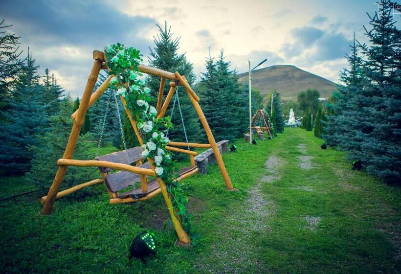 فندق صغير Grig House Eco Resort