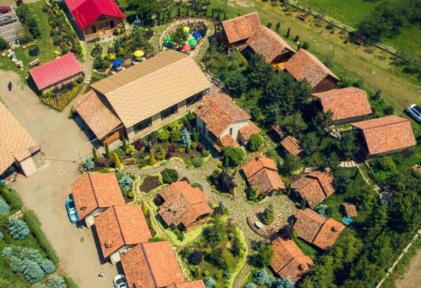 فندق صغير Grig House Eco Resort