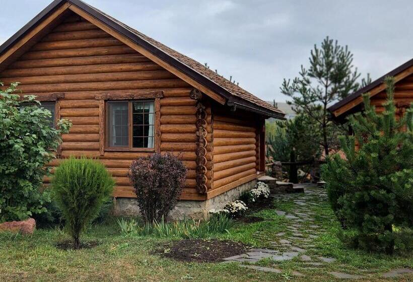 فندق صغير Grig House Eco Resort