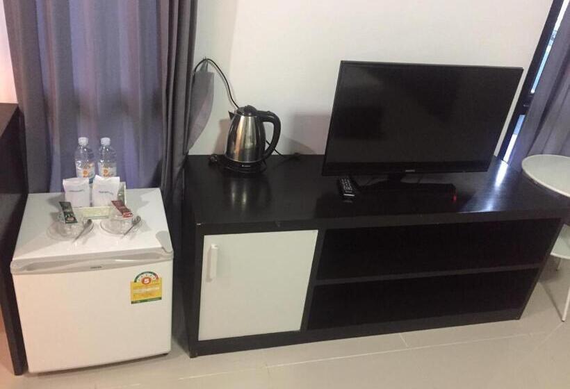 호스텔 Home Rezidence Prachinburi