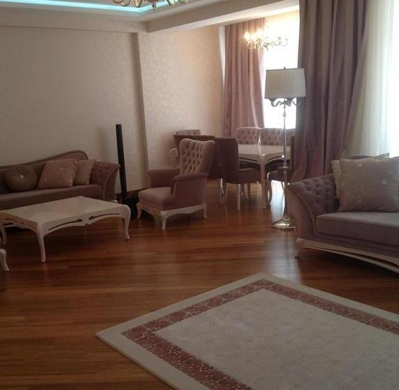 הוסטל Kids House