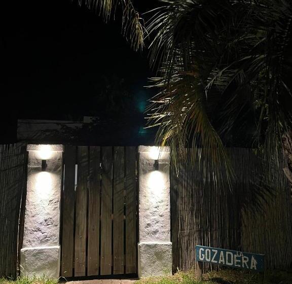 הוסטל La Gozadera House