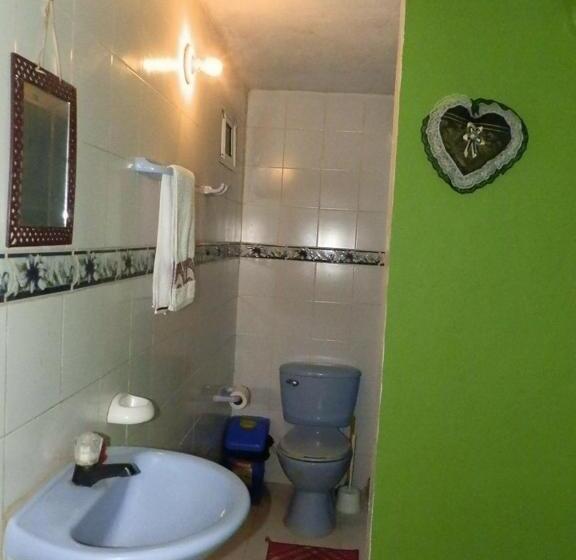 הוסטל Posada Valerie