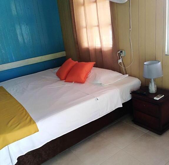 הוסטל Posada Valerie