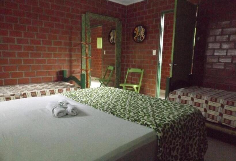 Общежитие Pousada Monte Serrat