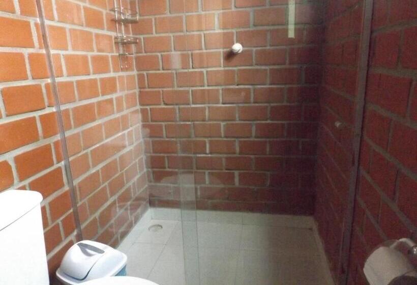 Общежитие Pousada Monte Serrat