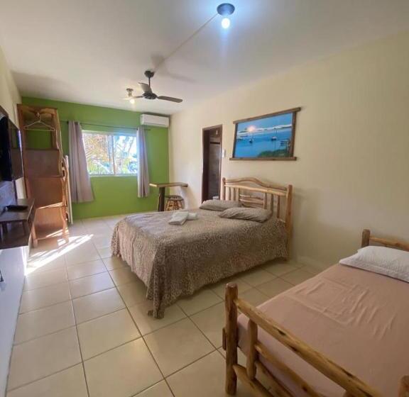 호스텔 Pousada Ondas Do Embaú