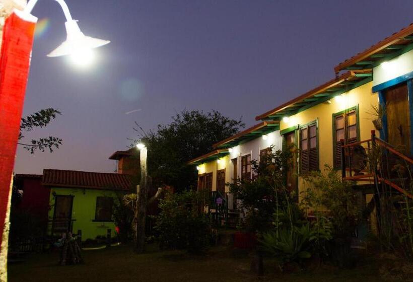 הוסטל Pousada Villa Di Lavras