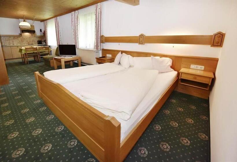 민박 Berghof Gundalatsch