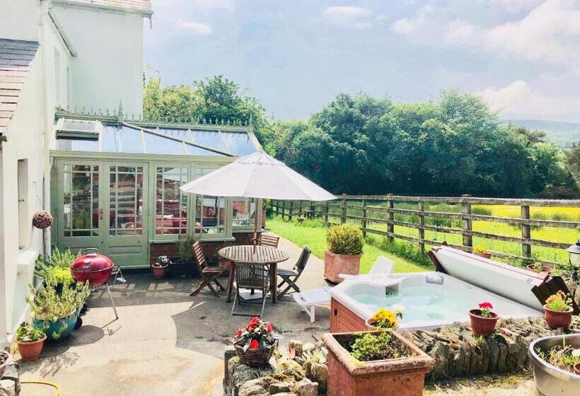 مبيت وإفطار Chalet Free Sauna & Spa Superking Bed