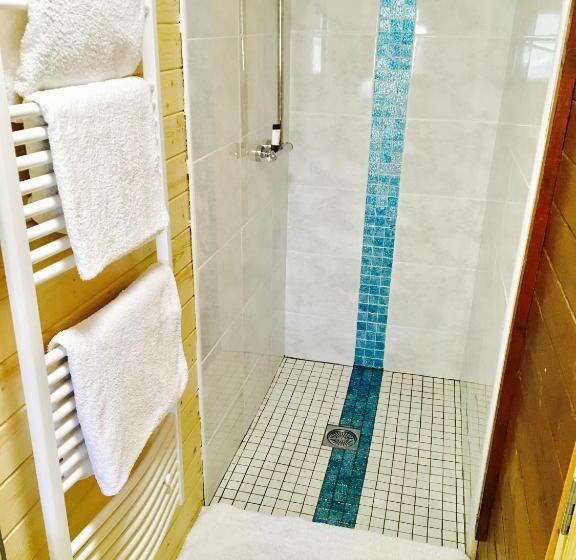مبيت وإفطار Chalet Free Sauna & Spa Superking Bed