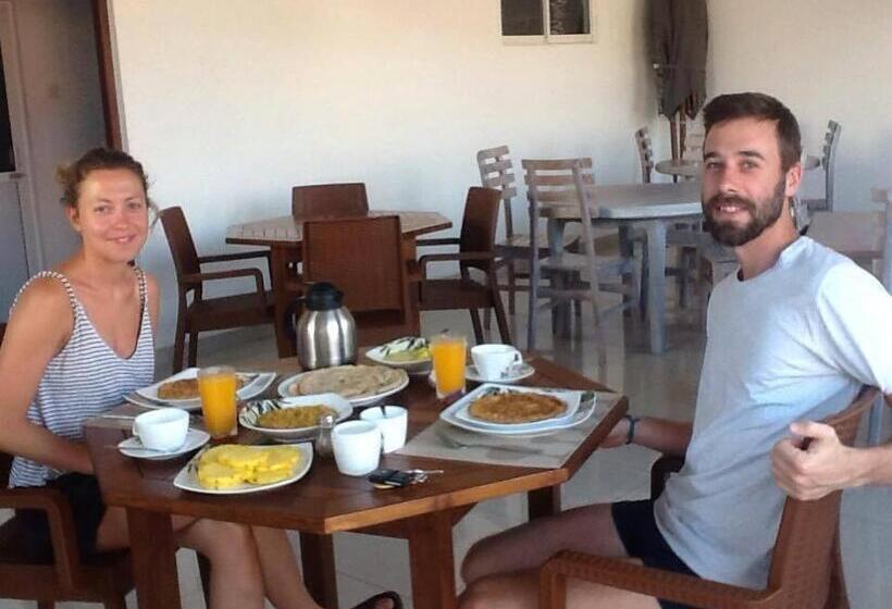 Bed and Breakfast El Corazon De Hikkaduwa