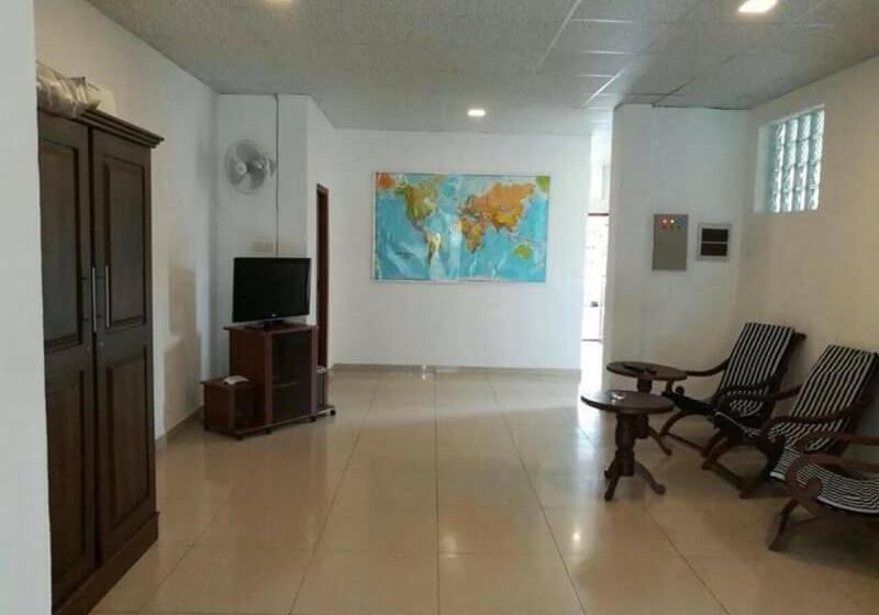 Bed and Breakfast El Corazon De Hikkaduwa