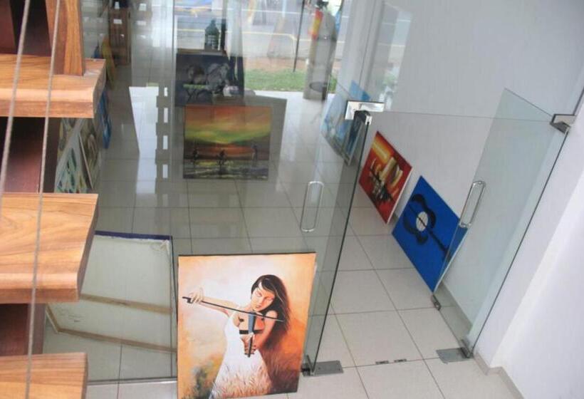 Bed and Breakfast El Corazon De Hikkaduwa