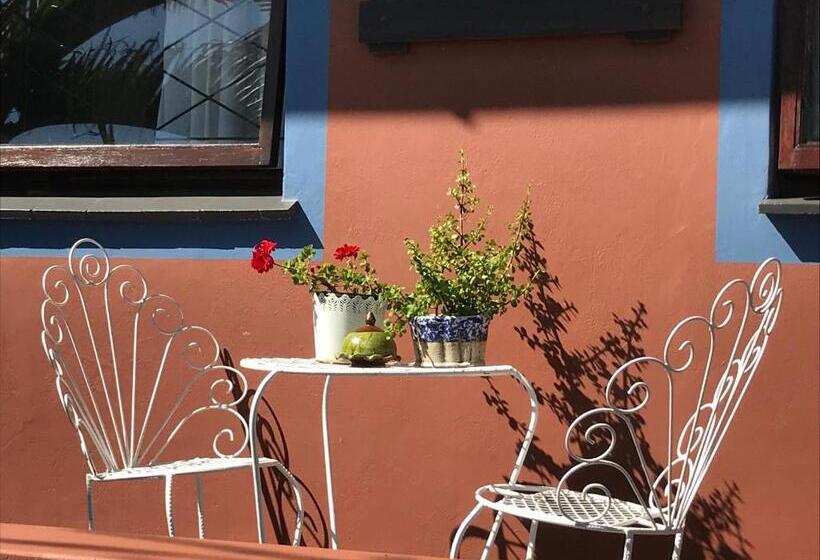 ベッドアンドブレックファースト Five Sisters