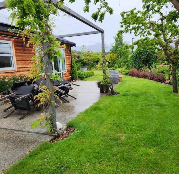 住宿加早餐  Hikuwai Cottage