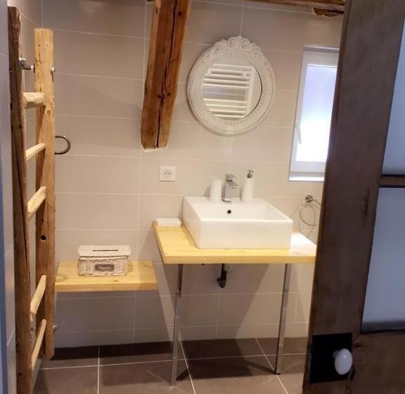 Bed and Breakfast La Grange Aux Coqs