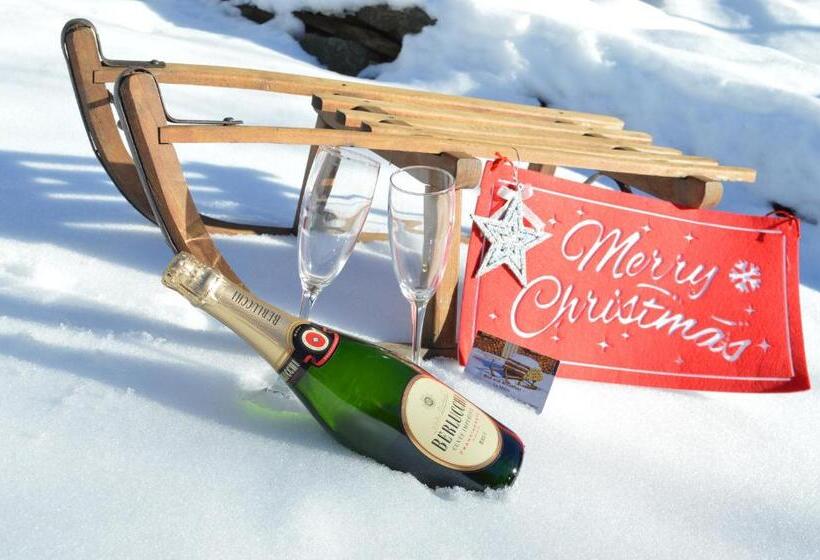 住宿加早餐  La Slitta