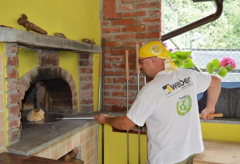 住宿加早餐  La Slitta