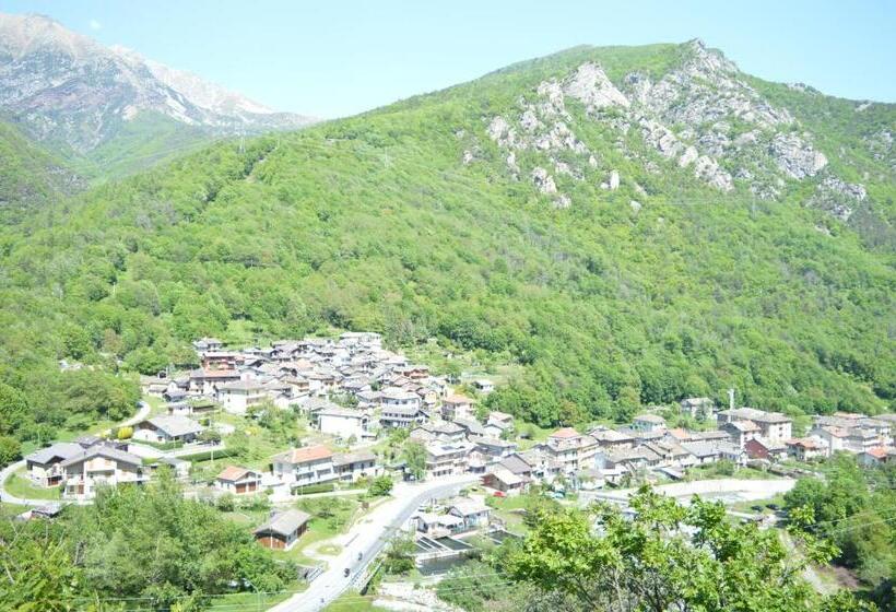 住宿加早餐  La Slitta