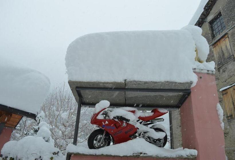 住宿加早餐  La Slitta