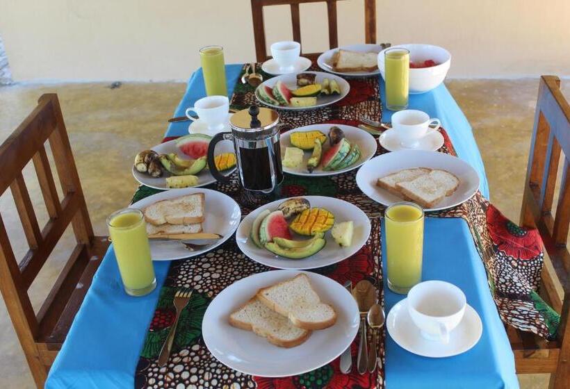 مبيت وإفطار Mafia Neptune Villa Lodge