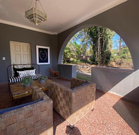 ベッドアンドブレックファースト Posada Del Angel