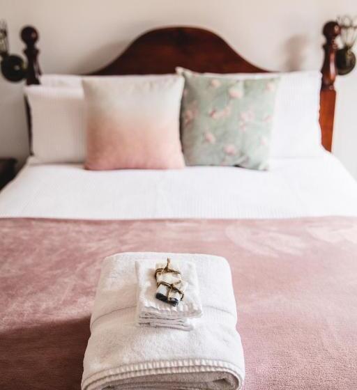 צימר Ravenswood Homestead