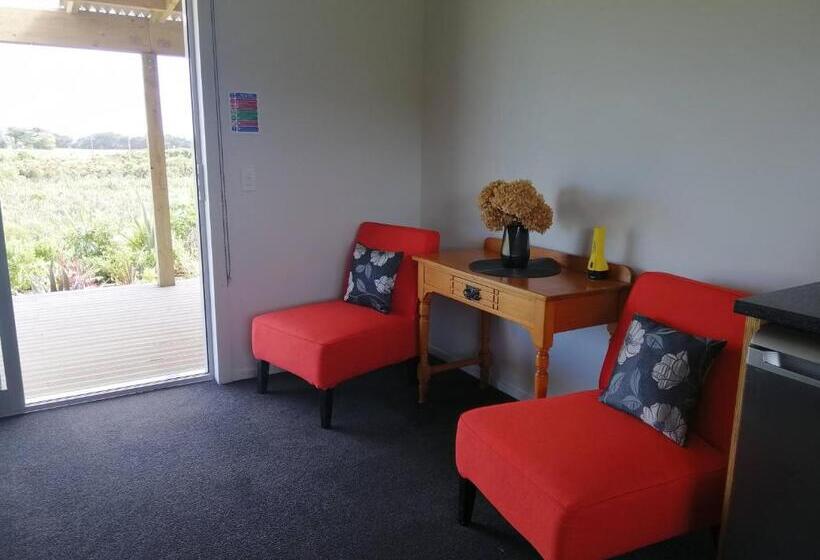 تختخواب و صبحانه Scenic Waterways Retreat