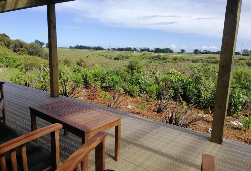 تختخواب و صبحانه Scenic Waterways Retreat