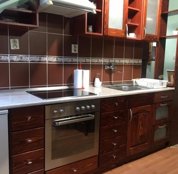 تختخواب و صبحانه Siesta