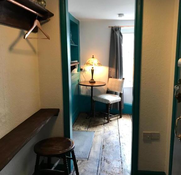 צימר The White Bear