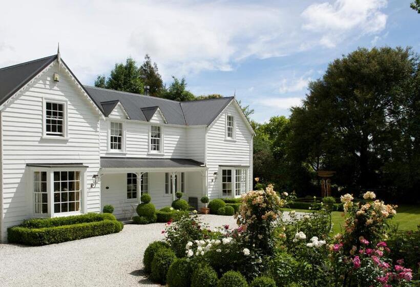 تختخواب و صبحانه Wyett House