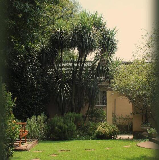 צימר Yellowwood Cottage