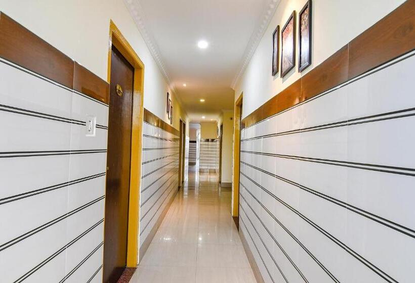 Fabhotel Sagar Royale