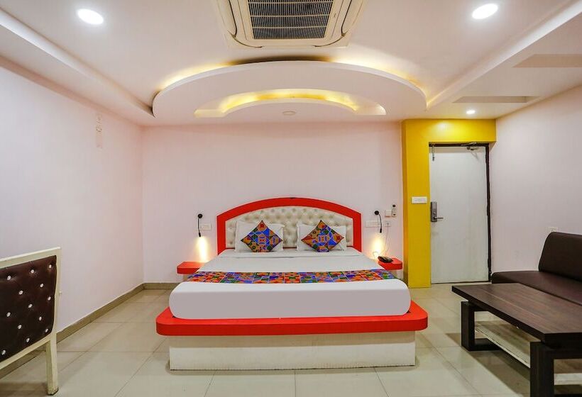 Fabhotel Leaf Paradise