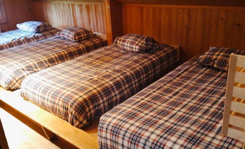 Freeride Hostel & Bar